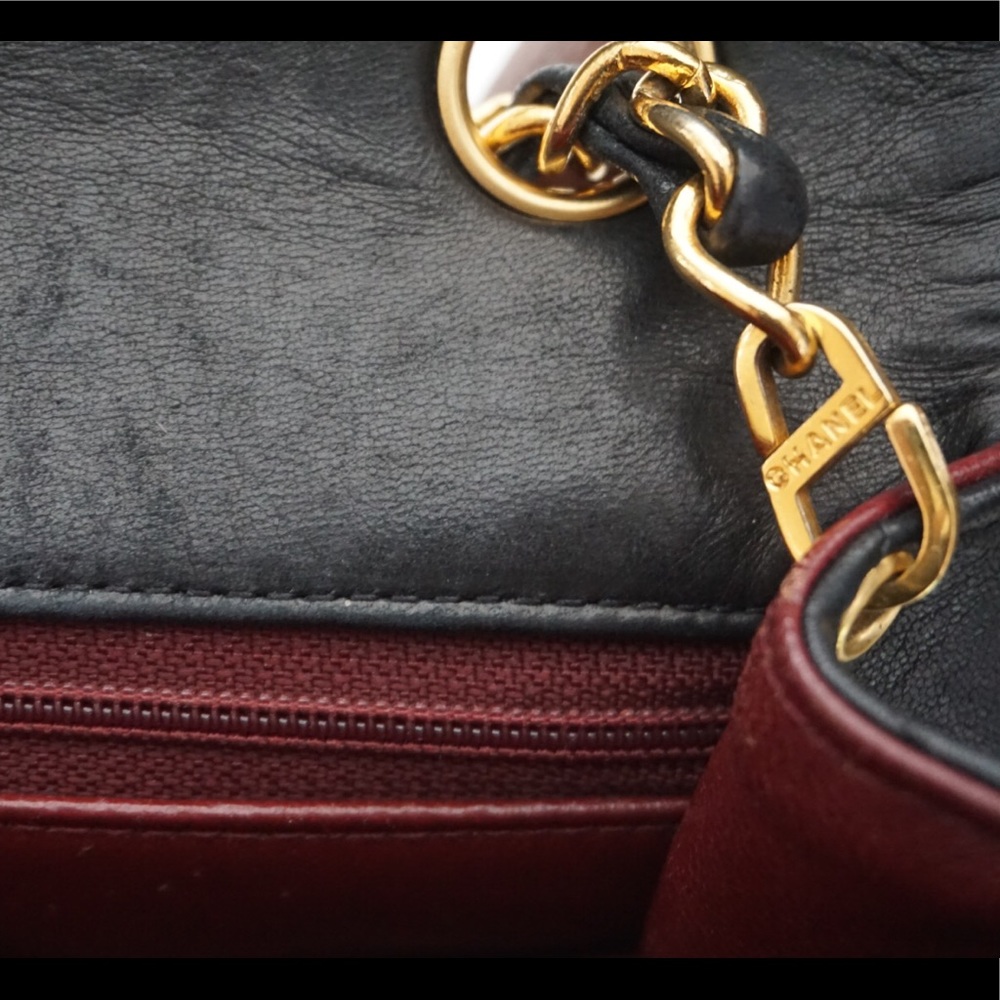 Chanel Vintage Quilted Square Flap Lambskin Bag - Picture 5 of 8